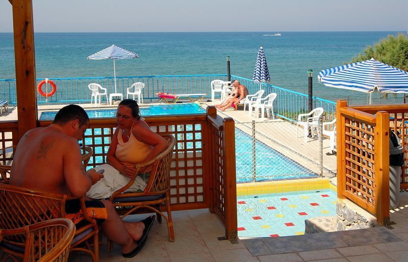 Danaos Beach Apartments Sfáka Buitenkant foto