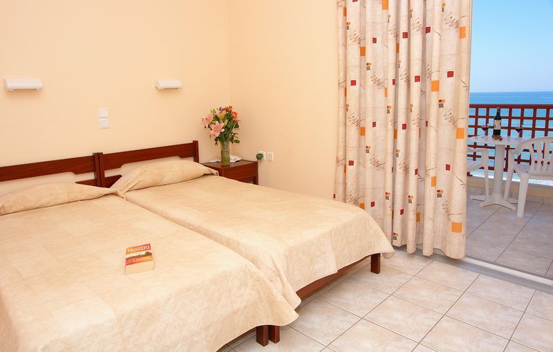 Danaos Beach Apartments Sfáka Buitenkant foto