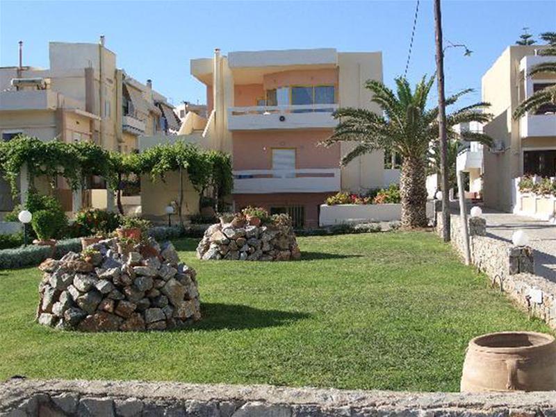 Danaos Beach Apartments Sfáka Buitenkant foto